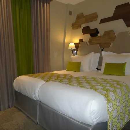 Hotel Wagram Parijs