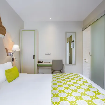 Wagram Hotel 3*