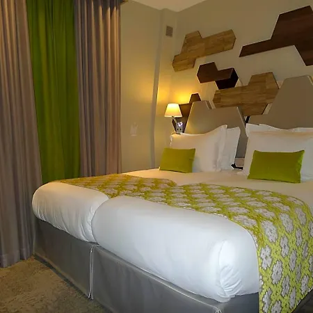 Hotell Wagram 3*