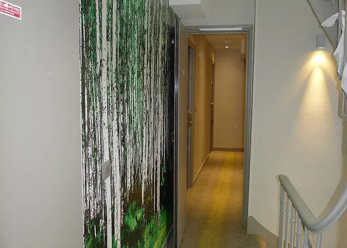 Wagram Отель Париж