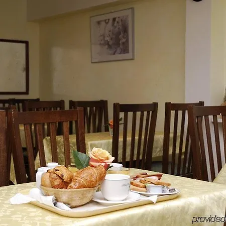 Wagram Szálloda 3*